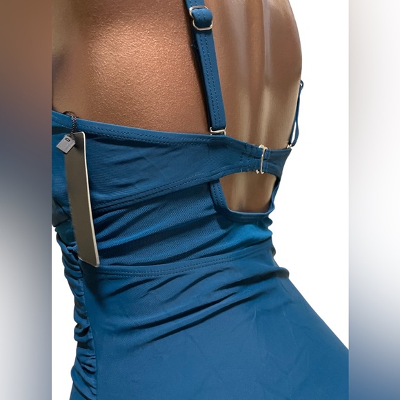 Mesh Insert Ruched Swimsuit - Picture 8 of 11